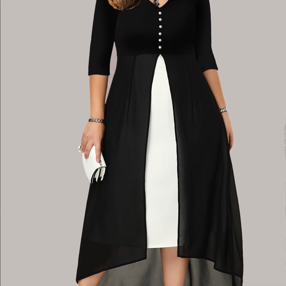 Black and white maxi dress.  Brand new never worn I. Excellent condition. - Picture 3 of 5
